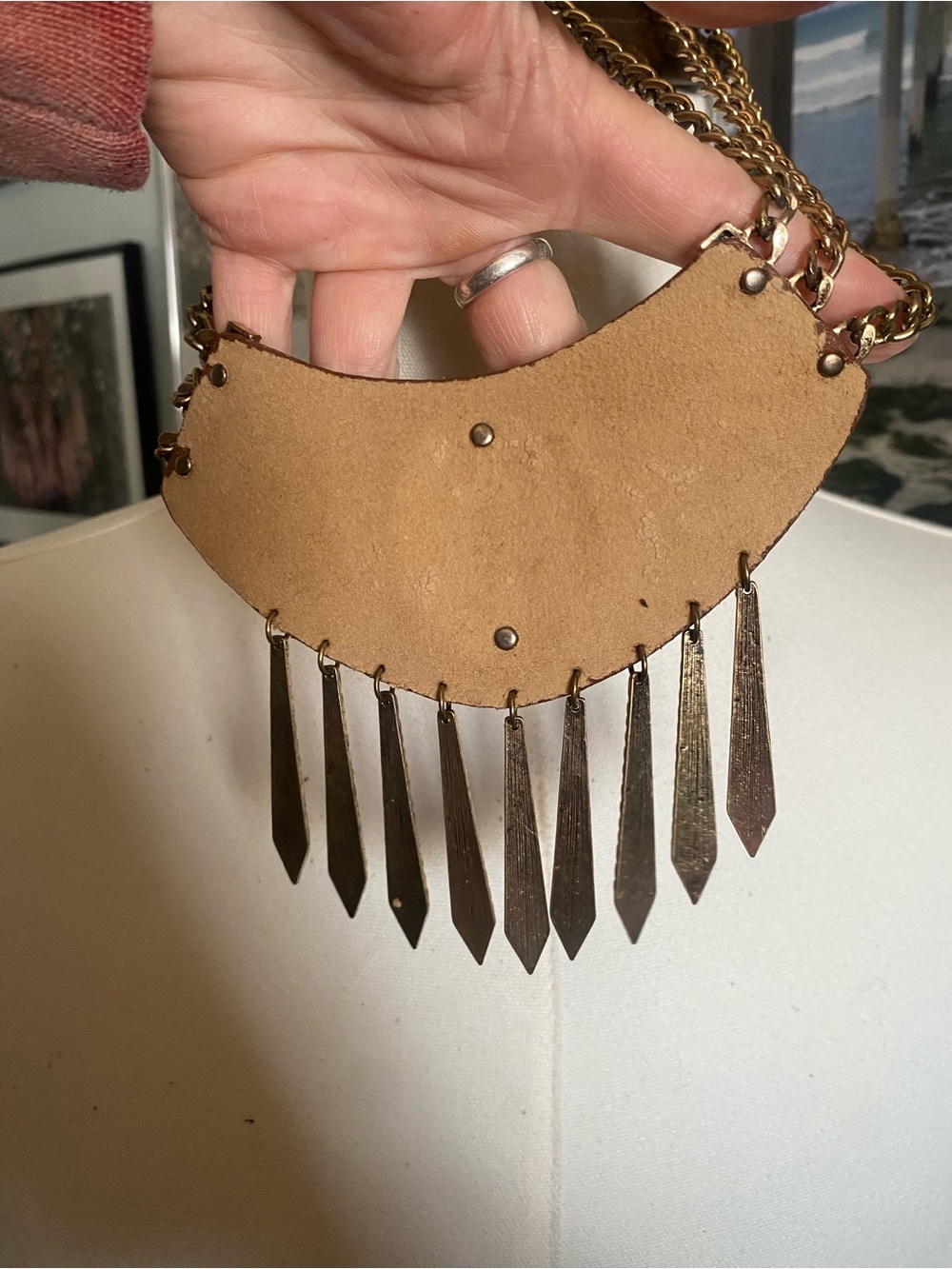 Southwestern Boho Statement Bib Necklace Faux Howlite Suede Fringe Bronze Tone - Picture 3 of 3